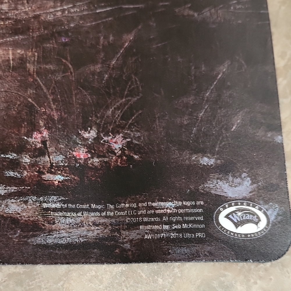 Playmat - Black and Gray - Picture 4 of 6